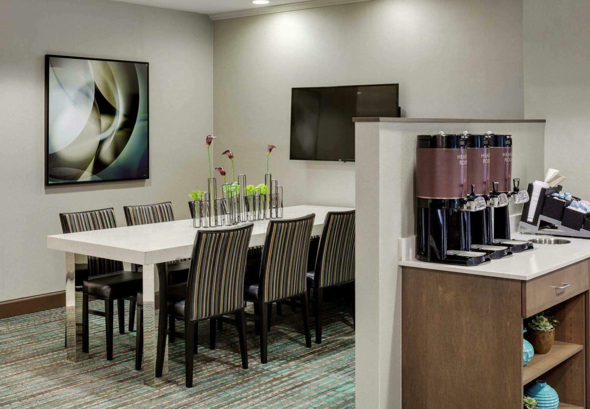 Residence Inn By Marriott Portsmouth Eksteriør bilde